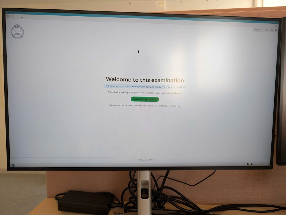 Datorskärm med SEB startat på en sida med KTH logga och rubriken "KTH Exam Login"