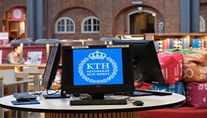 KTH logo on computer screen in library