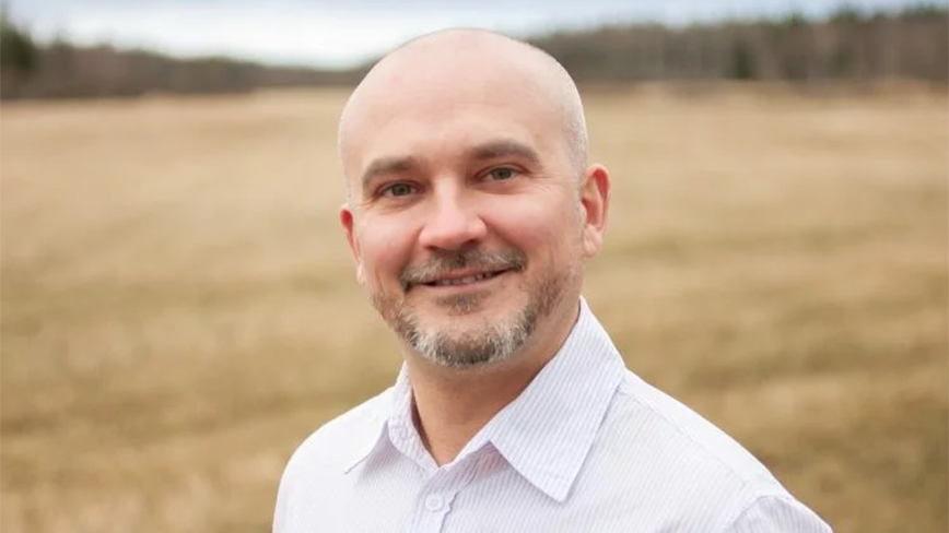 Francisco Vilaplana på ett fält. 