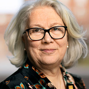 Portrait photo of Ann Lantz