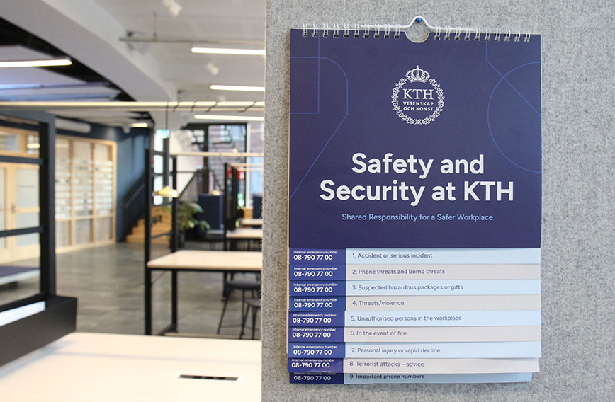 Printed information about safety and securit at KTH on a notice board.