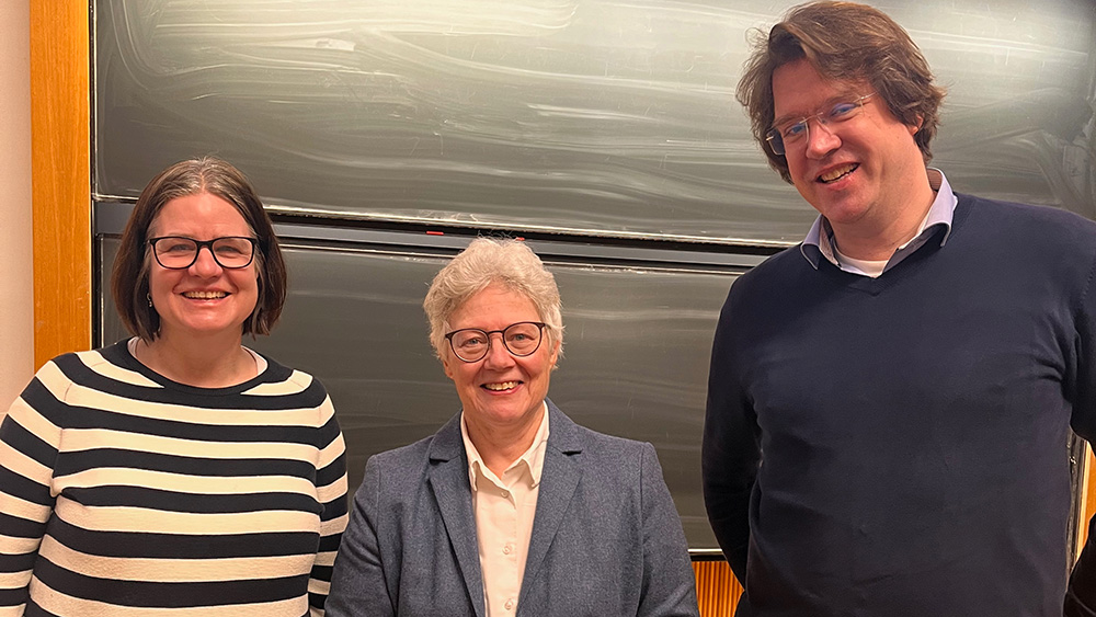 Course coordinators Anita Kullen and Tobias Oechtering with 2023 Nobel Prize winner Anne L'Huillier