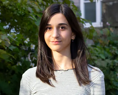Negar, KTH-student.