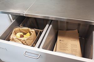 Food waste management in the kitchen at SEED, Teknikringen 10B (matavfall.jpg)