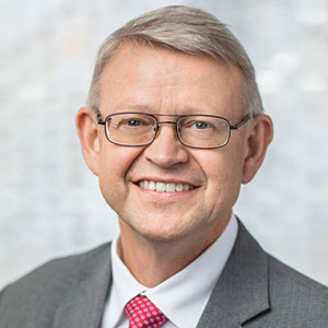 Porträtt av Mikael Östling, prorektor.